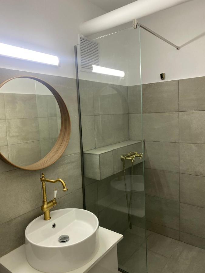 Apartament Lisa Constanta Ngoại thất bức ảnh